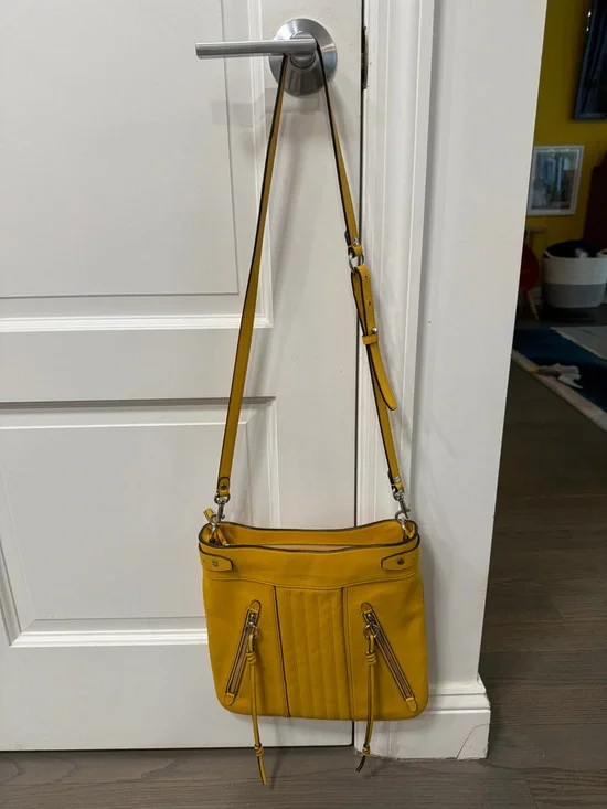 Tory Burch Moto Swingpack Mustard Yellow Leather - Picture 5 of 16